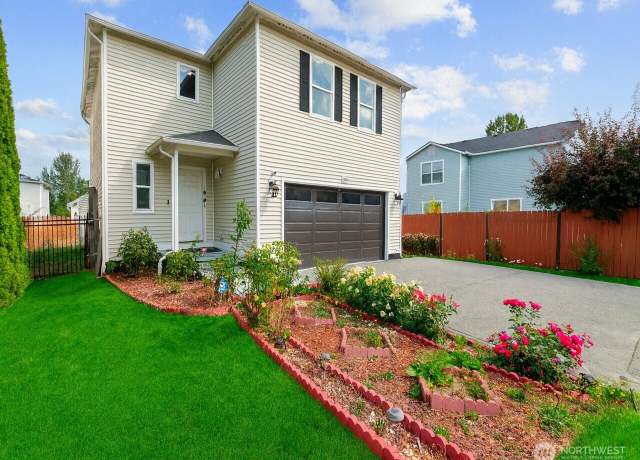 Property at 29643 126th Ave SE, Auburn, WA 98092, 3 beds, 2.5 baths