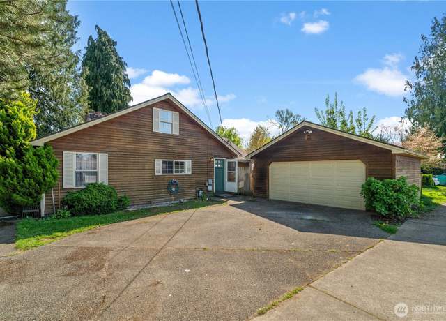 Property at 502 S Kelsey St, Monroe, WA 98272, 4 beds, 2 baths
