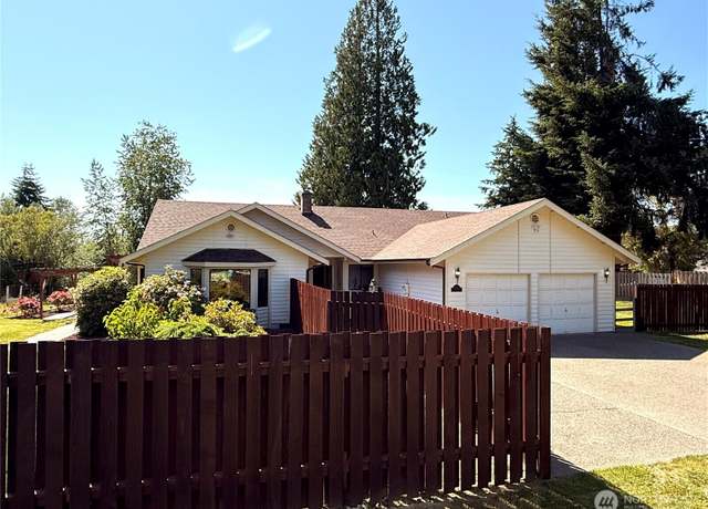 Property at 11310 Bingham Ave E, Tacoma, WA 98446, 3 beds, 2 baths