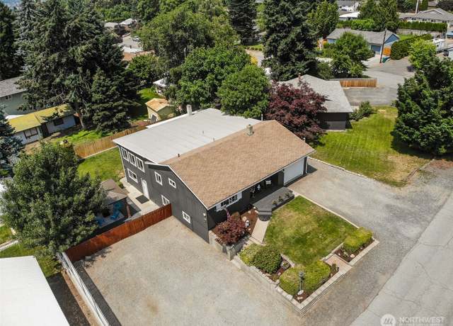 Property at 1598 Tedford St SE, East Wenatchee, WA 98802, 5 beds, 2 baths