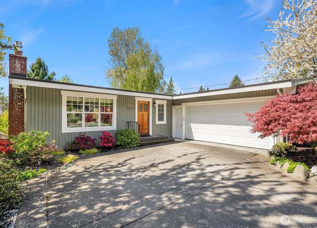 Property at 4711 110th Ave NE, Kirkland, WA 98033, 4 beds, 3 baths