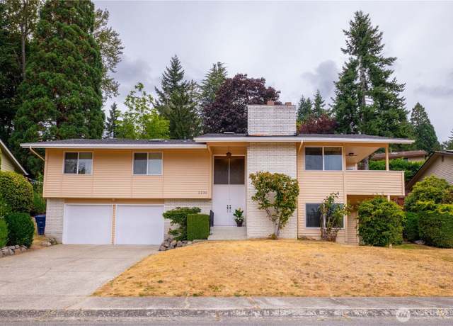 Property at 2230 137th Pl SE, Bellevue, WA 98005, 4 beds, 3 baths