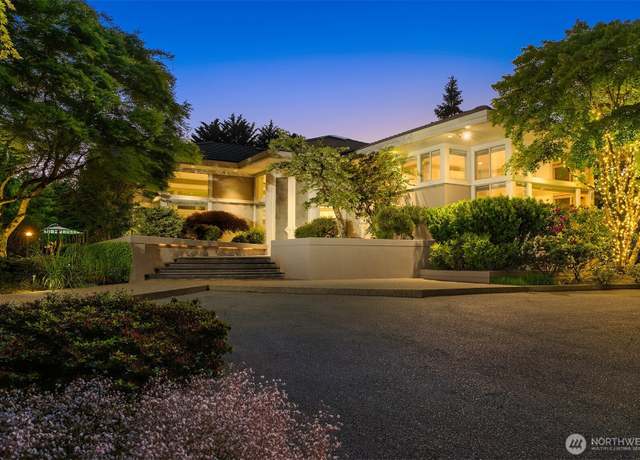 Property at 1625 Evergreen Point Rd, Medina, WA 98039, 4 beds, 4.5 baths
