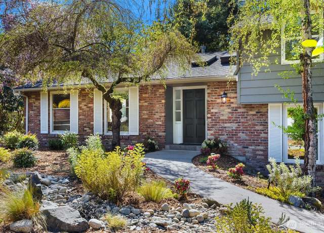 Property at 7209 76th Ave SE, Mercer Island, WA 98040, 4 beds, 3.5 baths