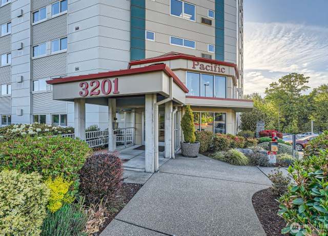 Property at 3201 Pacific Ave #305, Tacoma, WA 98418, 2 beds, 2 baths