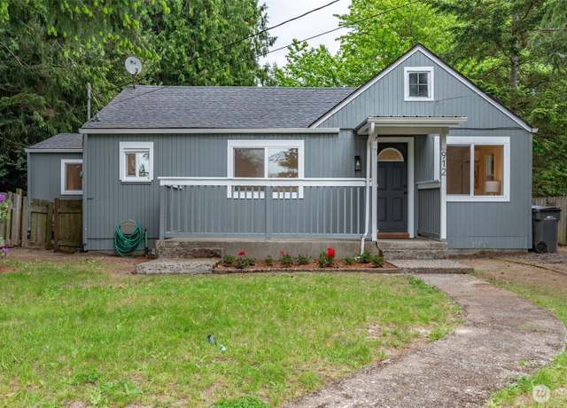Property at 912 Pearl St, Bremerton, WA 98310, 3 beds, 1 bath