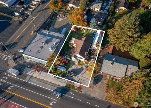 Property at 11061 16th Ave SW, Seattle, WA 98146, 2 beds, 1 bath