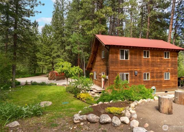 Property at 18 Deer Run Loop Rd, Winthrop, WA 98862, 2 beds, 1.5 baths