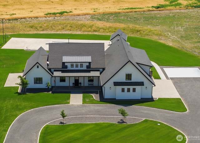 Property at 2617 Byrnes Rd, Touchet, WA 99360, 6 beds, 5.5 baths