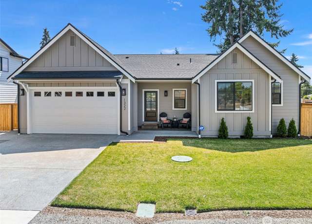 Property at 1322 114th St S, Tacoma, WA 98444, 3 beds, 2.5 baths