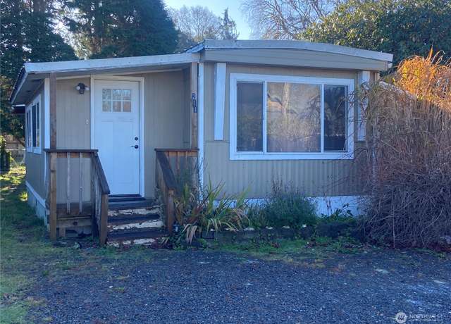 Property at 211 17th St, Long Beach, WA 98631, 1 bed, 1 bath