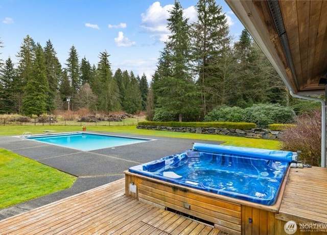 Property at 31830 NE Cherry Valley Rd, Duvall, WA 98019, 4 beds, 5 baths