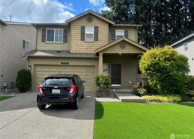 Property at 12824 81st Avenue Ct. E E, Puyallup, WA 98373, 3 beds, 2.5 baths