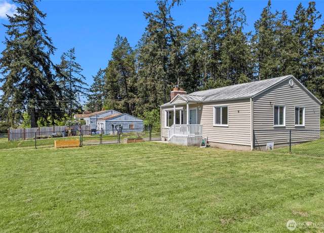 Property at 544 NE Easy St, Oak Harbor, WA 98277, 2 beds, 1 bath
