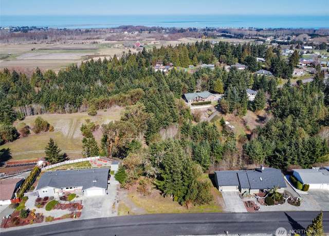 Property at 140 Brittany Ln, Sequim, WA 98382