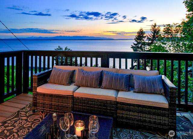 Property at 12603 Possession Ln, Edmonds, WA 98026, 2 beds, 1 bath
