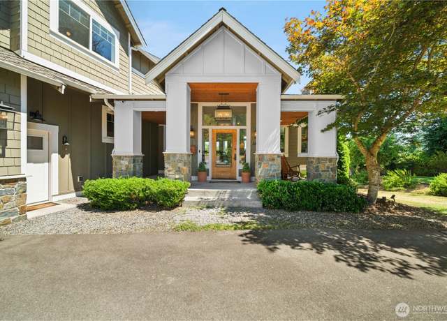 Property at 14812 84th Ave NE, Kenmore, WA 98028, 6 beds, 4.5 baths