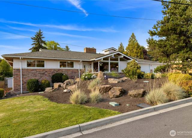 Property at 418 SW 175th Pl, Normandy Park, WA 98166, 6 beds, 4 baths