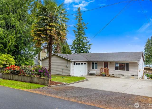 Property at 10018 Overlook Dr NW, Olympia, WA 98502, 3 beds, 2 baths