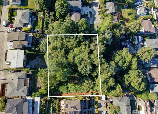 Property at 10045 Arrowsmith Ave S, Seattle, WA 98178