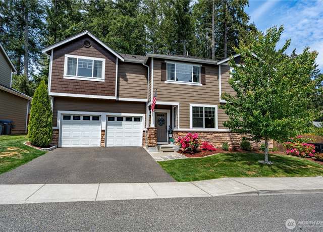 Property at 3677 SE Chesterton Dr, Port Orchard, WA 98366, 4 beds, 2.5 baths
