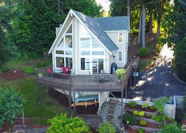 Property at 551 SE Kamilche Shores Rd, Shelton, WA 98584, 2 beds, 2 baths