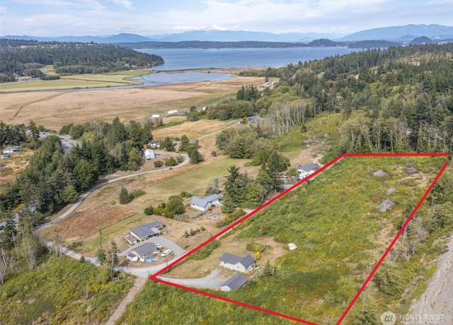 Property at 16 Kennedy Ln, Oak Harbor, WA 98277, 1 bed, 1 bath