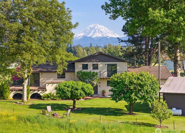 Property at 42320 236th Ave SE, Enumclaw, WA 98022, 4 beds, 3 baths