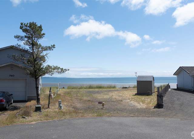 Property at 742 Peninsula Ct SE, Ocean Shores, WA 98569