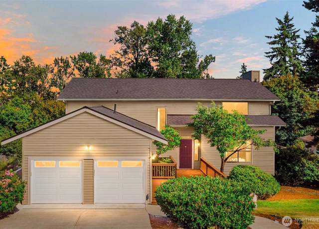 Property at 11514 84th Ave NE, Kirkland, WA 98034, 4 beds, 3.5 baths