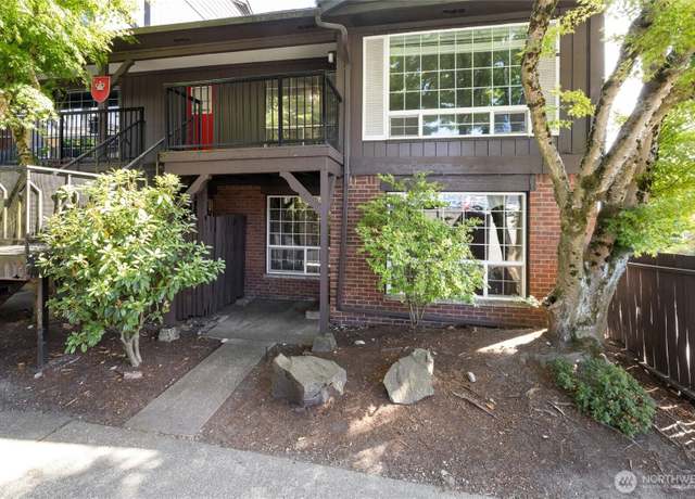 Property at 3425 S 176th St #144, Seatac, WA 98188, 2 beds, 2 baths