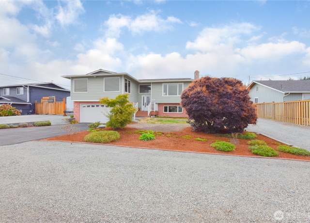 Property at 126 Vista Del Mar, Camano Island, WA 98282, 3 beds, 2.5 baths