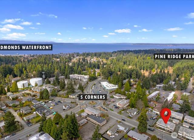 Property at 8225 212th St SW #302, Edmonds, WA 98026, 2 beds, 1 bath