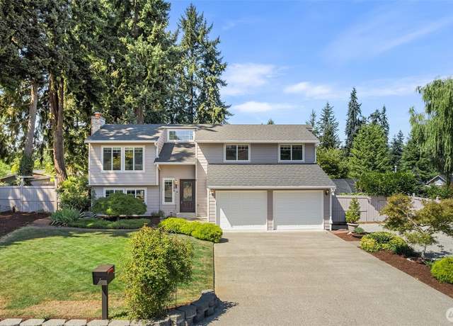 Property at 1721 155th St E, Tacoma, WA 98445, 3 beds, 3 baths