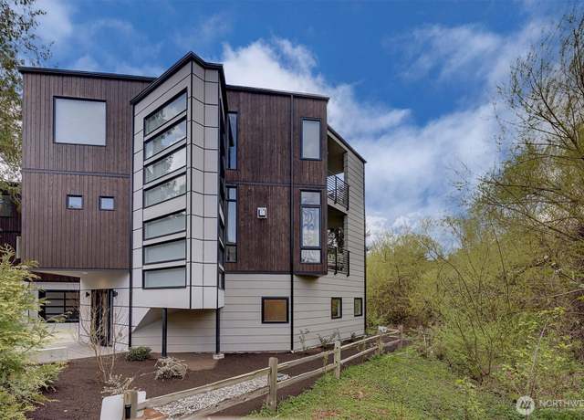 Property at 417 102nd Ave SE, Bellevue, WA 98004, 4 beds, 3.5 baths