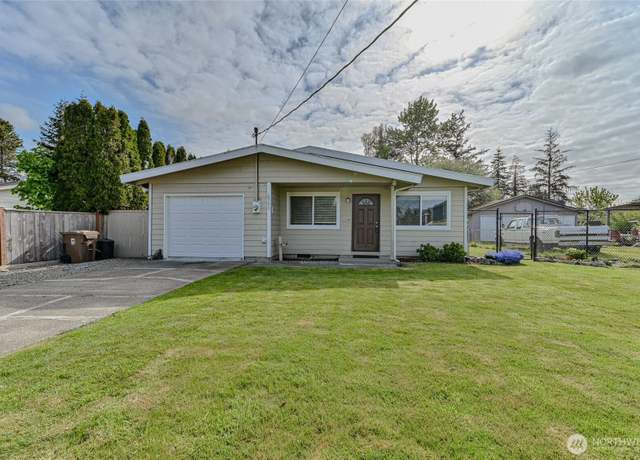 Property at 6523 E N St, Tacoma, WA 98404, 3 beds, 1 bath