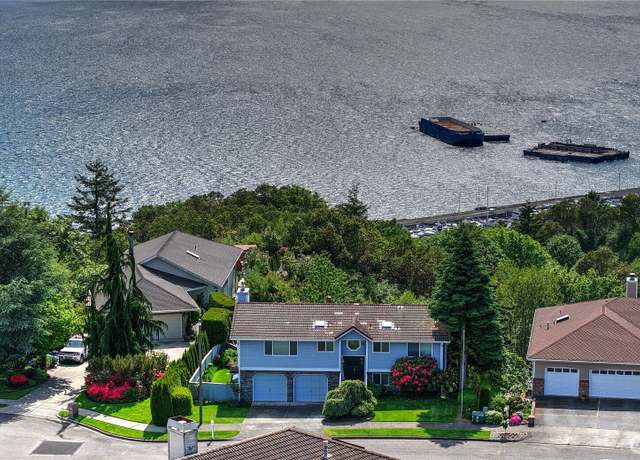 Property at 4329 Cliff Side Dr NE, Tacoma, WA 98422, 3 beds, 3 baths