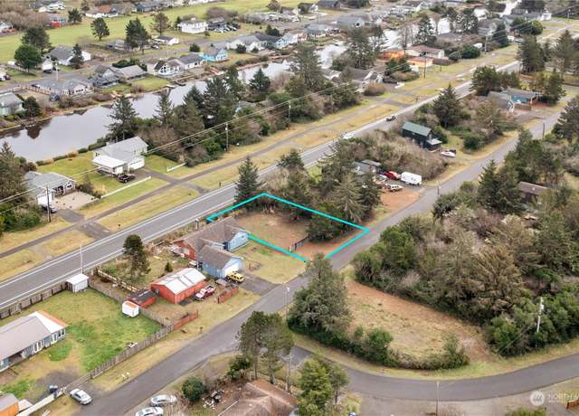 Property at 448 Ensign Ave NW, Ocean Shores, WA 98569