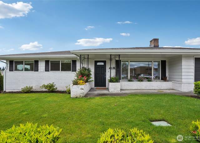Property at 415 NE 99th St, Vancouver, WA 98665, 3 beds, 2 baths