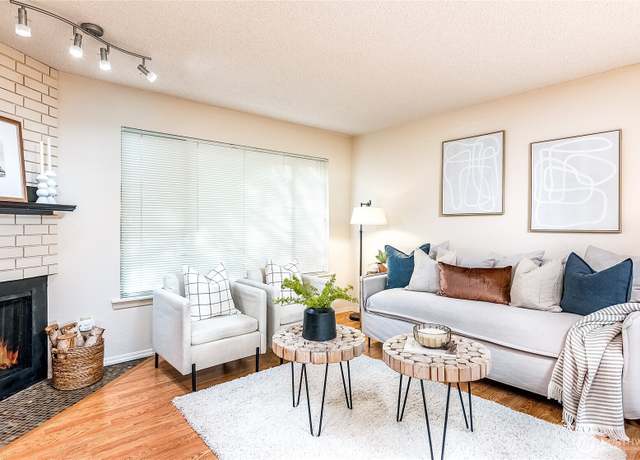 Property at 1740 NE 86th St #106, Seattle, WA 98115, 1 bed, 1 bath