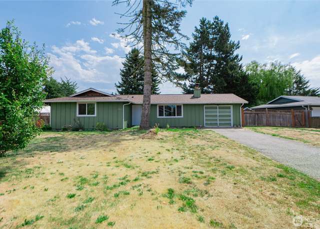Property at 6852 Dutch Haven Dr, Lynden, WA 98264, 4 beds, 1.5 baths