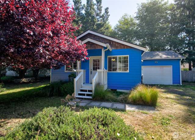 Property at 232 Fisher Ave NE, Ocean Shores, WA 98569, 2 beds, 1.5 baths