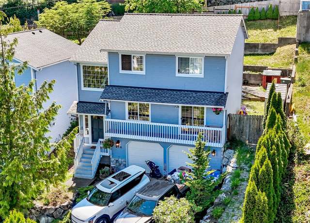 Property at 918 Cleveland Ave, Snohomish, WA 98290, 3 beds, 2.5 baths