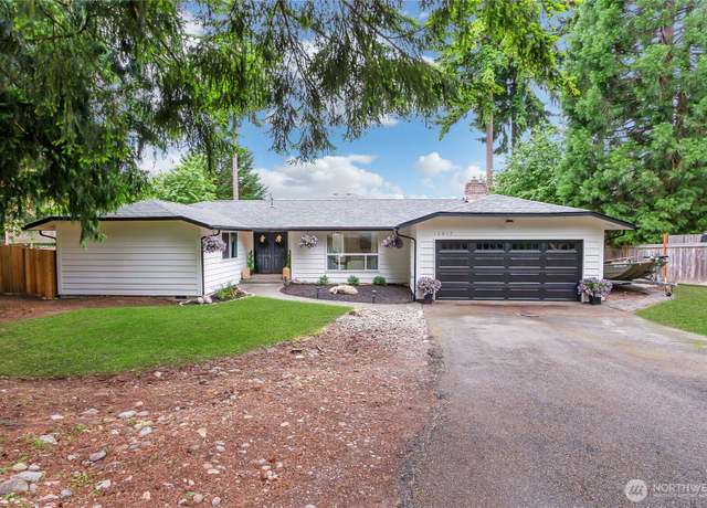 Property at 12812 122nd Avenue Ct E, Puyallup, WA 98374, 3 beds, 2 baths