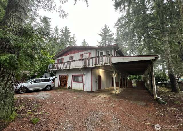 Property at 111 NE Briggadun Dr, Belfair, WA 98528, 4 beds, 3 baths