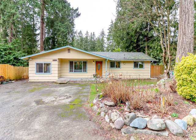 Property at 32449 46th Place South, Auburn, WA 98001, 4 beds, 1.5 baths