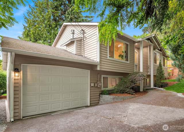 Property at 3816 NE 110th St, Seattle, WA 98125, 3 beds, 3 baths