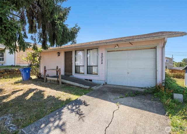 Property at 2022 E 36th St, Tacoma, WA 98404, 3 beds, 1 bath