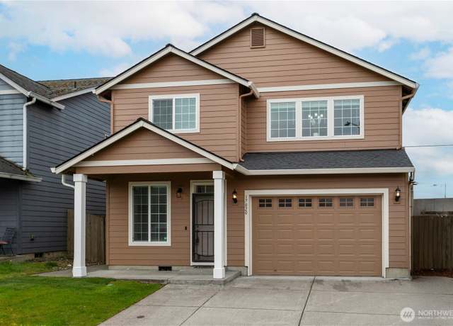 Property at 17020 NE 12th Ave, Vancouver, WA 98642, 4 beds, 2.5 baths