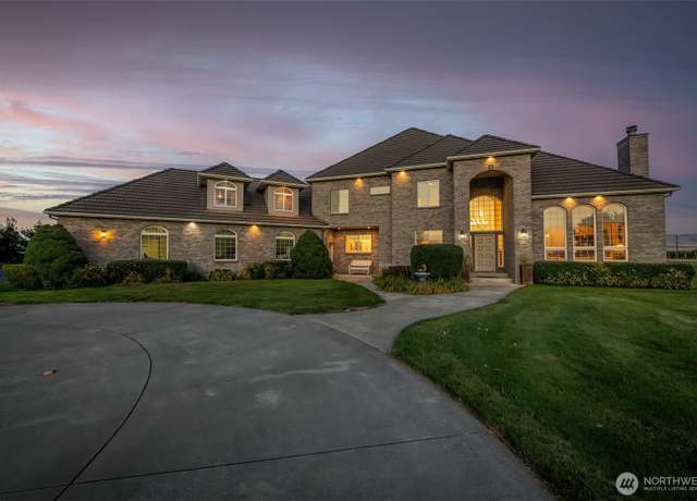 Property at 1702 JB George Rd, Walla Walla, WA 99362, 5 beds, 4.5 baths